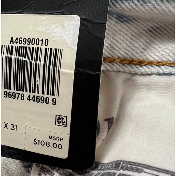 Levi's Premium Women 501 '81 Button Fly Tapered Leg Jeans 26x31 Ice Blue NWT - Picture 9 of 13